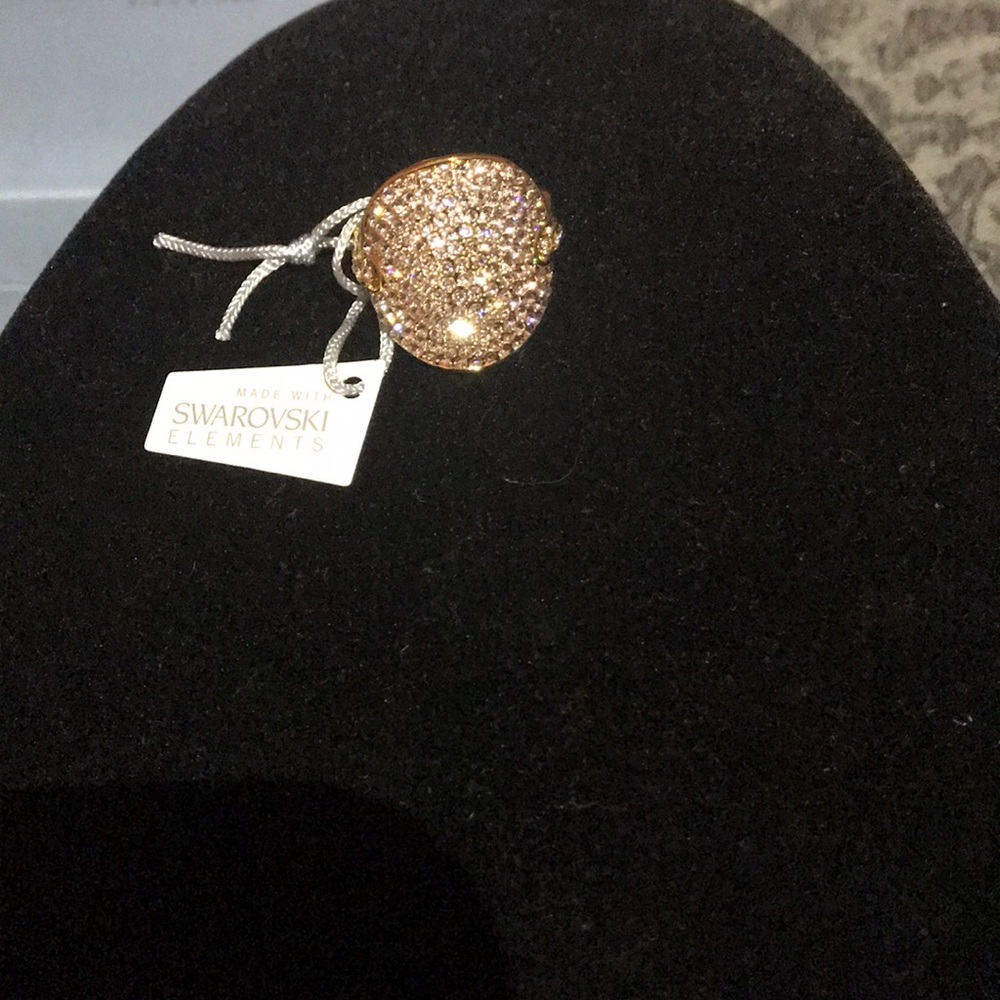 Bright Lights Ring, BRAND NEW